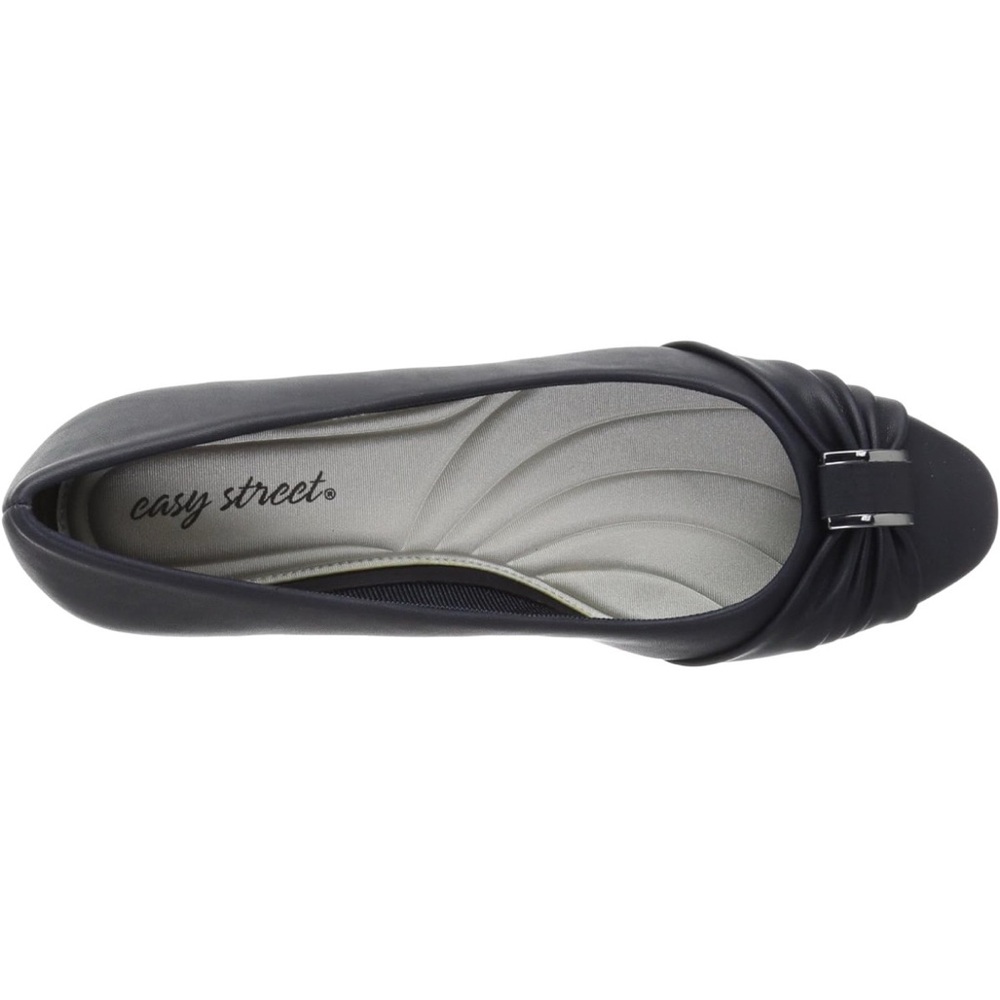 Brand New Easy Street Women’s Black Dressy Block Pumps, 1 1/2 Inch Heel, NWT - Picture 3 of 5